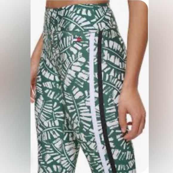 Tommy Hilfiger Sport Palm Print High Rise Compression Leggings - Picture 2 of 8